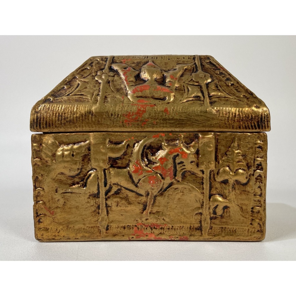 Casket or Reproduction Reliquary Box in Gilded Ceramic